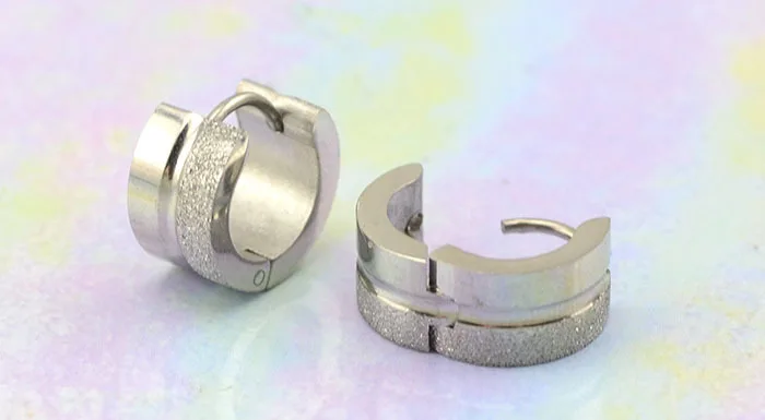 7mm-9mm-stainless-steel-wide-clip-on-jewelry-for-mens-ear-piercing-jewelry-dull-finished-earrings (3)
