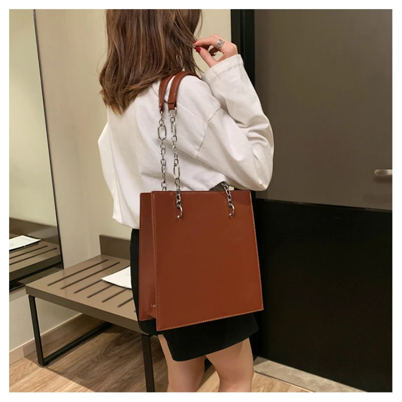 Koop Retro Lederen Handtas 2019 Vrouwen Eenvoudige Designer Messenger Tassen Dames Kleine Keten Vintage Effen Kleur Handtassen en Portemonnees