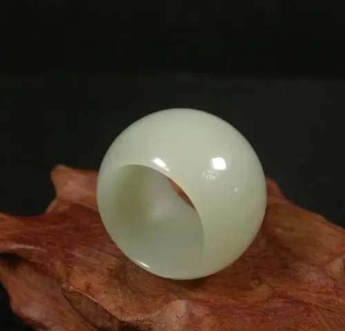 

Free Shipping 11414 Certified Chinese Natural Hetian Nephrite Ring