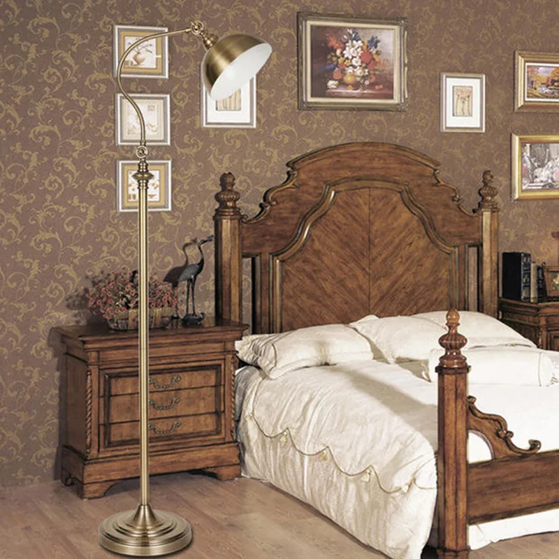 FUMAT-Luxury-Retro-Floor-Lamp-European-Antique-Iron-Floor-Lamp-Bedroom-Living-Room-Dinning-Room-Study (4)