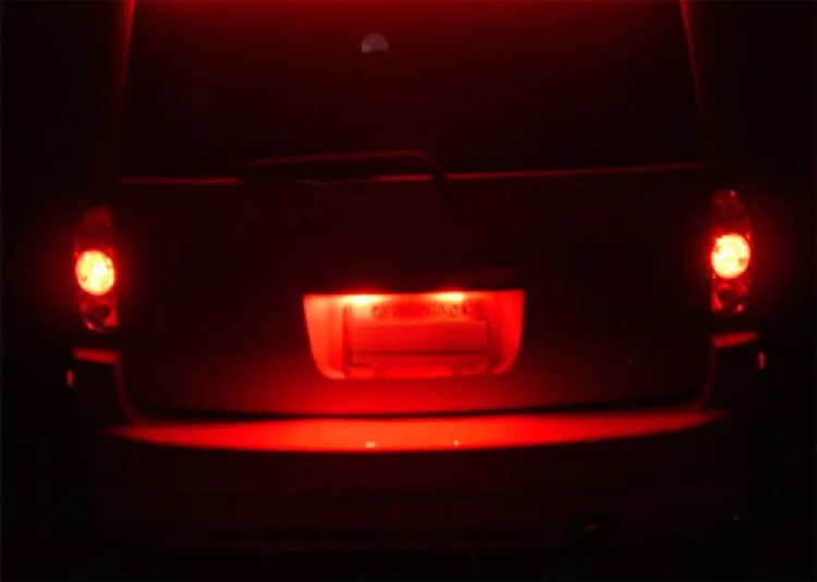 red license plate light