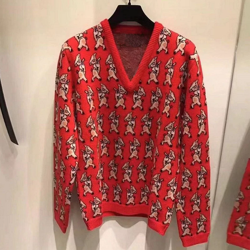 

Luxury Brand Designer Knitted Sweater for Women V Neck Cartoon Pig Embroidery Knitted Pullovers Red