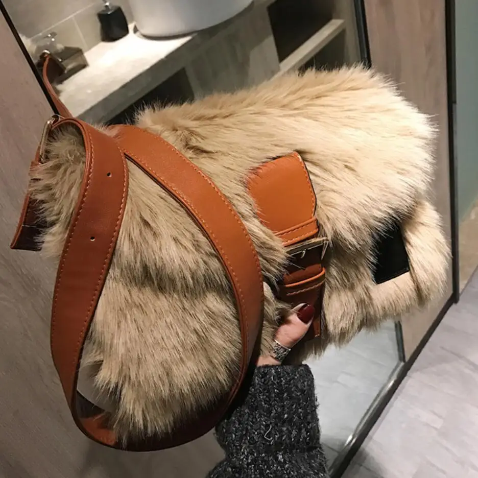 2018 Winter Fashion New Sweet Girl Square Bag High Quality Soft Plush Womens Designer Handbag Casual Shoulder Messenger huismerk kopen in de aanbieding 2018 Winter Fashion New Sweet Girl Square Bag High Quality Soft Plush Womens Designer Handbag Casual Shoulder Messenger huismerk kopen in de aanbieding