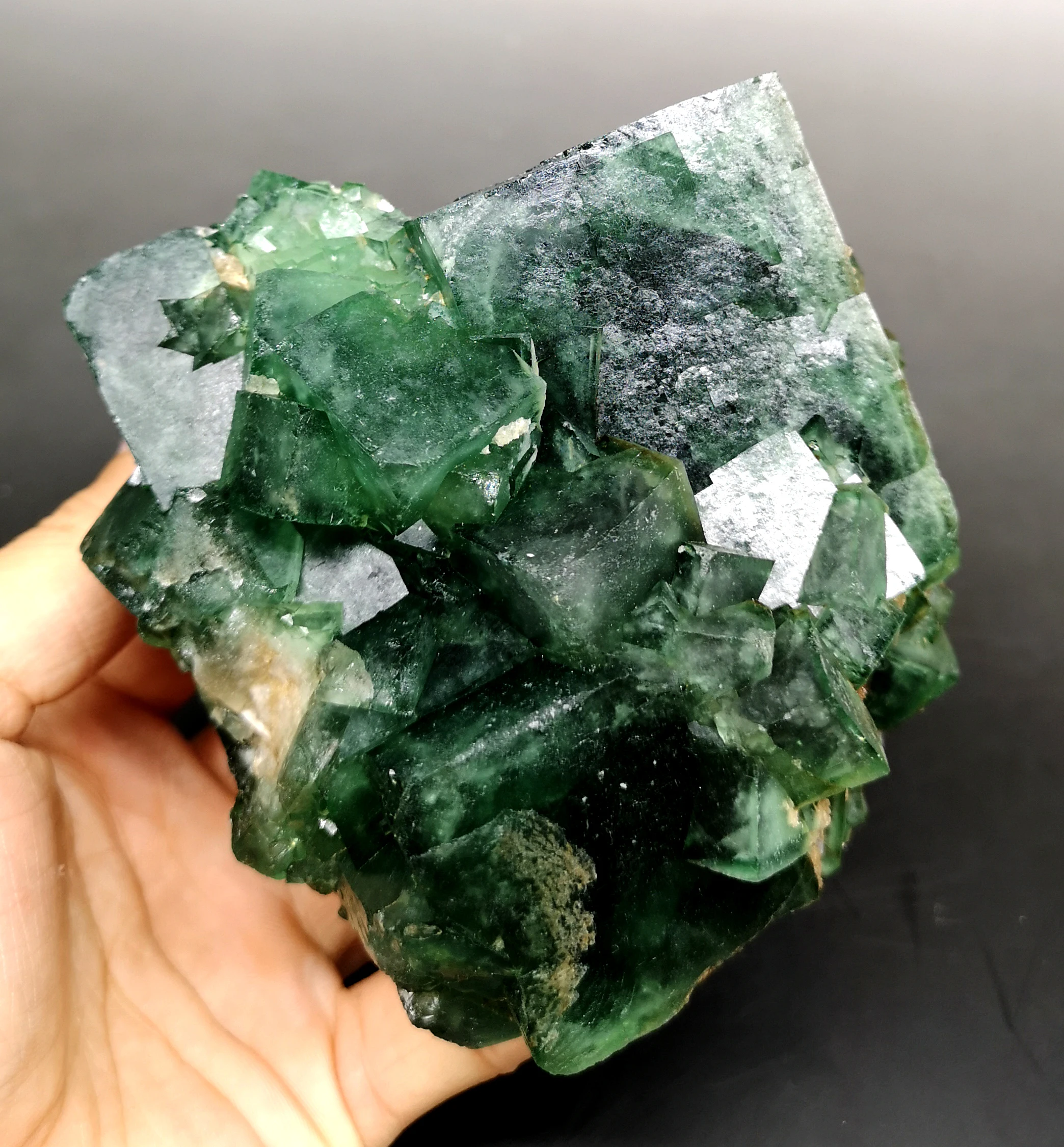 

Big! 1196g Natural Large crystal green fluorite cluster mineral crystal specimens Stones and crystals Healing crystal