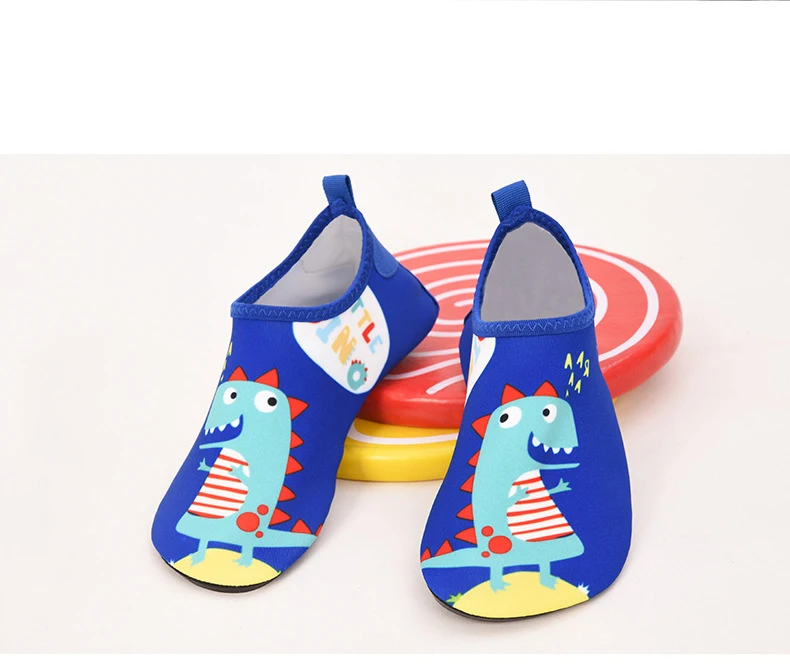 Детская пляжная обувь; водонепроницаемые носки для мальчиков и девочек; домашняя обувь; обувь для плавания и подводного плавания; милые детские тапочки с героями мультфильмов