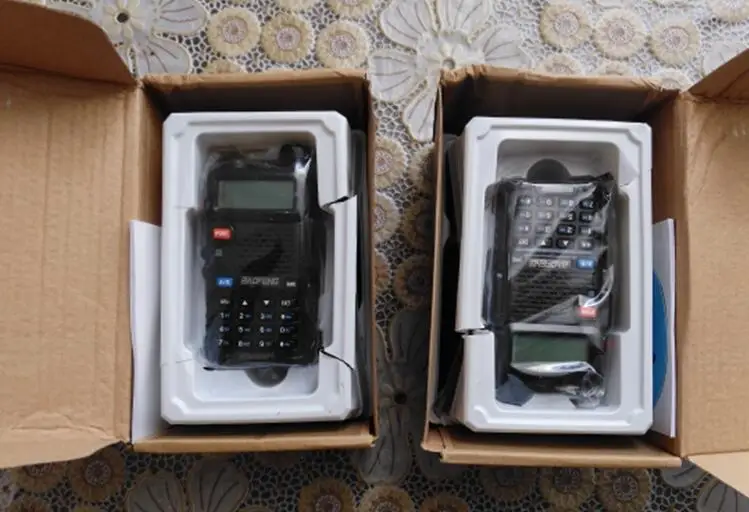 Baufeng UV-5R радио UV5R walkie talkie радиоприемник двухдиапазонный 136-174mhz 400-520mhz 5W walkie talkie наружный радиоприемник
