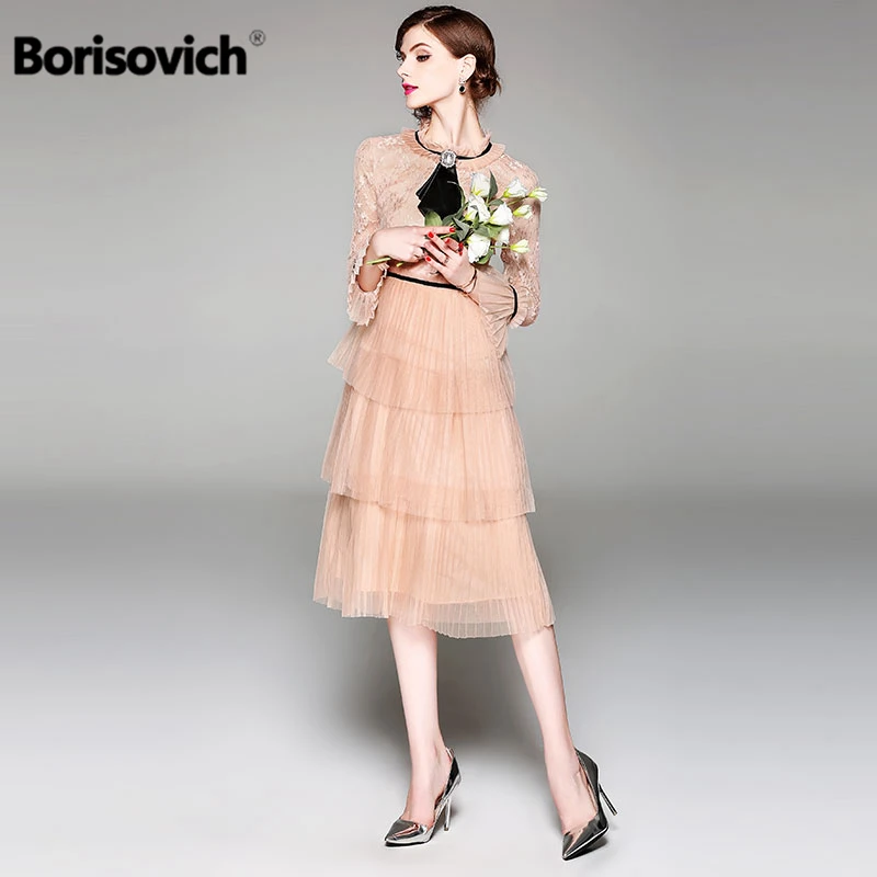 Borisovich عالية الجودة المرأة الدانتيل ثوب جديد 2018 الخريف الأزياء مضيئة كم خليط مطوي الحلو السيدات حزب فساتين M564