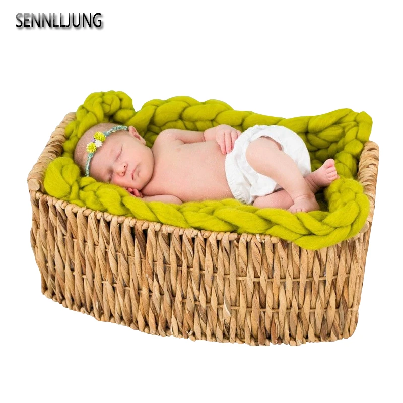 

SENNLLJUNG Acrylic Wool Hand Knitting Blanket Baby Photography Blanket Braid Backdrops Photo Studio Shower Basket Filler Stuffer