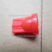 1000 шт. красный T10 лампы кронштейн для авто лампочки