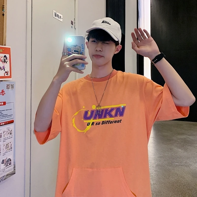 

Men's T - shirt 2019 summer new slim monogrammed short sleeve loose casual round collar personality youth men's wear