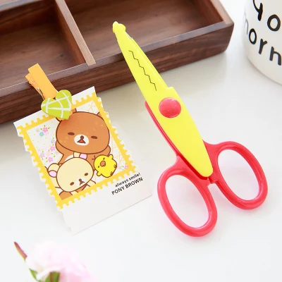 JIANWU Hand made paper cutting DIY creative photo album picture pattern lace scissors safety scissors stationery - Цвет: Large jagged