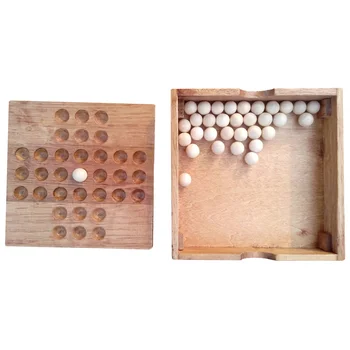 

Kong Ming Chess Game Europe Single Nobility Chess Wooden Material Chess