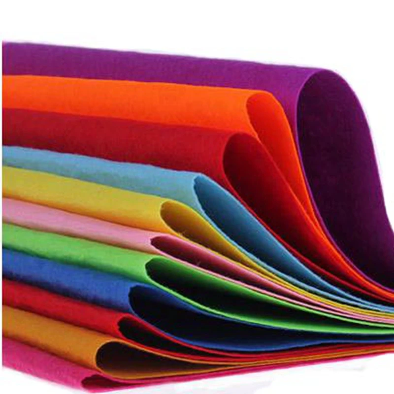 войлок для рукоделия. войлок для рукоделия шерсть. наклейки войлочные круглые 24. цветная ткань. фетр для рукоделия.