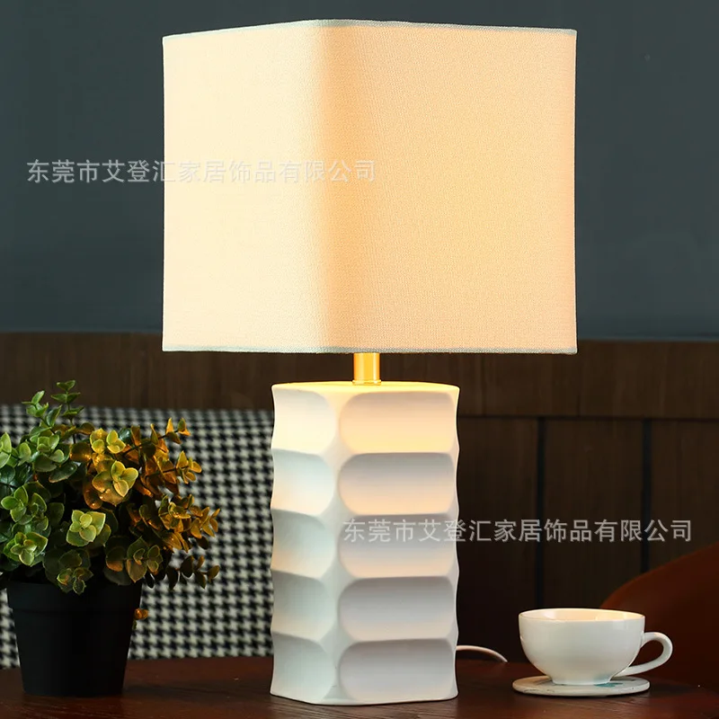 

Tuda Free Shipping White Ceramic Table Lamp European Style Table Lamp For Bedroom Bedside Table Lamp Living Room Table Lamp