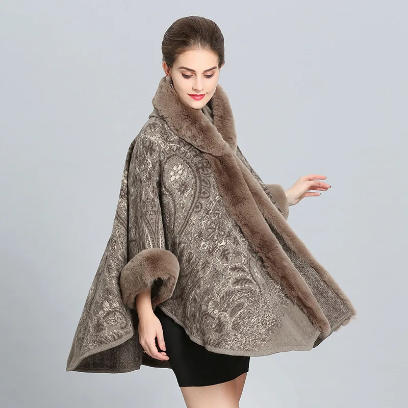 

SWONCO Cape Coat Women Winter Jacket Cape With Fur Collar Long Warm Winter Cloak Ponchos And Capes Female Crochet Poncho Wool