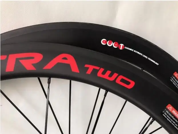 

2018 Top selling 50mm carbon road wheels 23mm wide bike carbon wheelset basalt braking surface carbon wheels 700c clincher wheel