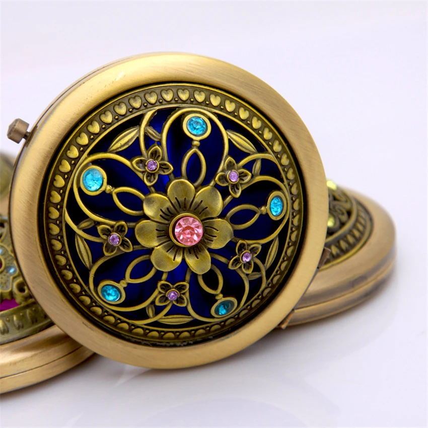

Vintage Women's Gifts Bronze Hollow Metal Mirror Double Sided Folding Makeup Mirror