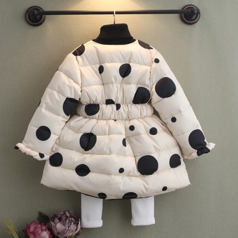 Пальто для девочек г. Зимняя теплая детская одежда модная детская утепленная Длинная Верхняя одежда стеганая куртка в горошек для маленьких девочек