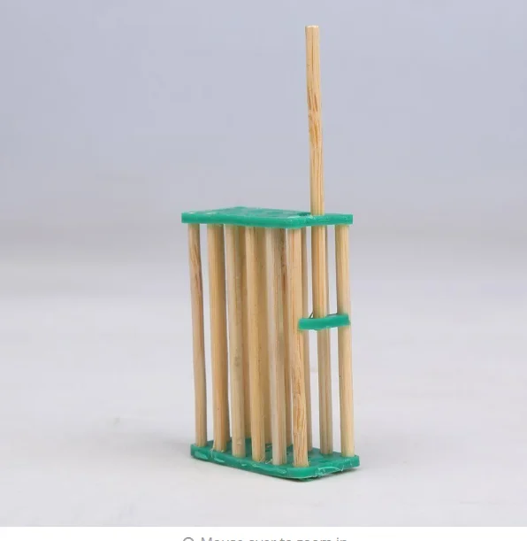 

5 Pcs Beekeeping Tools Bamboo Bee Multifunction Queen Caged Prisoners Queen King Caged Prisoners Beehive free shipping