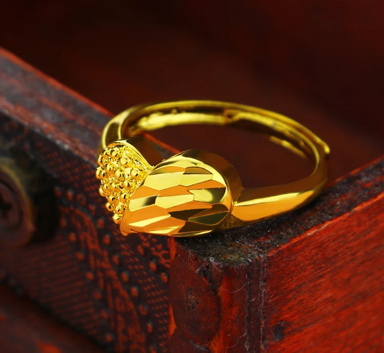 Women's Heart-Shaped Gold Ring - Dankadi's Sweet Style image 5
