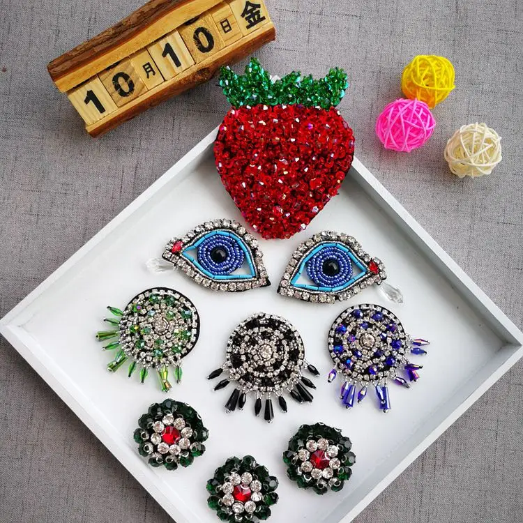 Патчи для глаз collagen crystal (золотые). Маска под глаза. Патч crystal. Патчи с блестками. Патчи collagen crystal eye mask золотые.