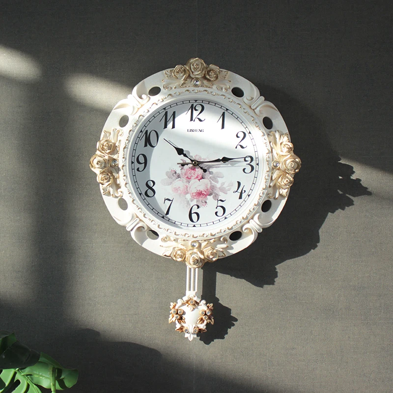 

Creative European Retro Style Wall Clocks Quiet Hotel Home Decoration Living Room Quartz Needle