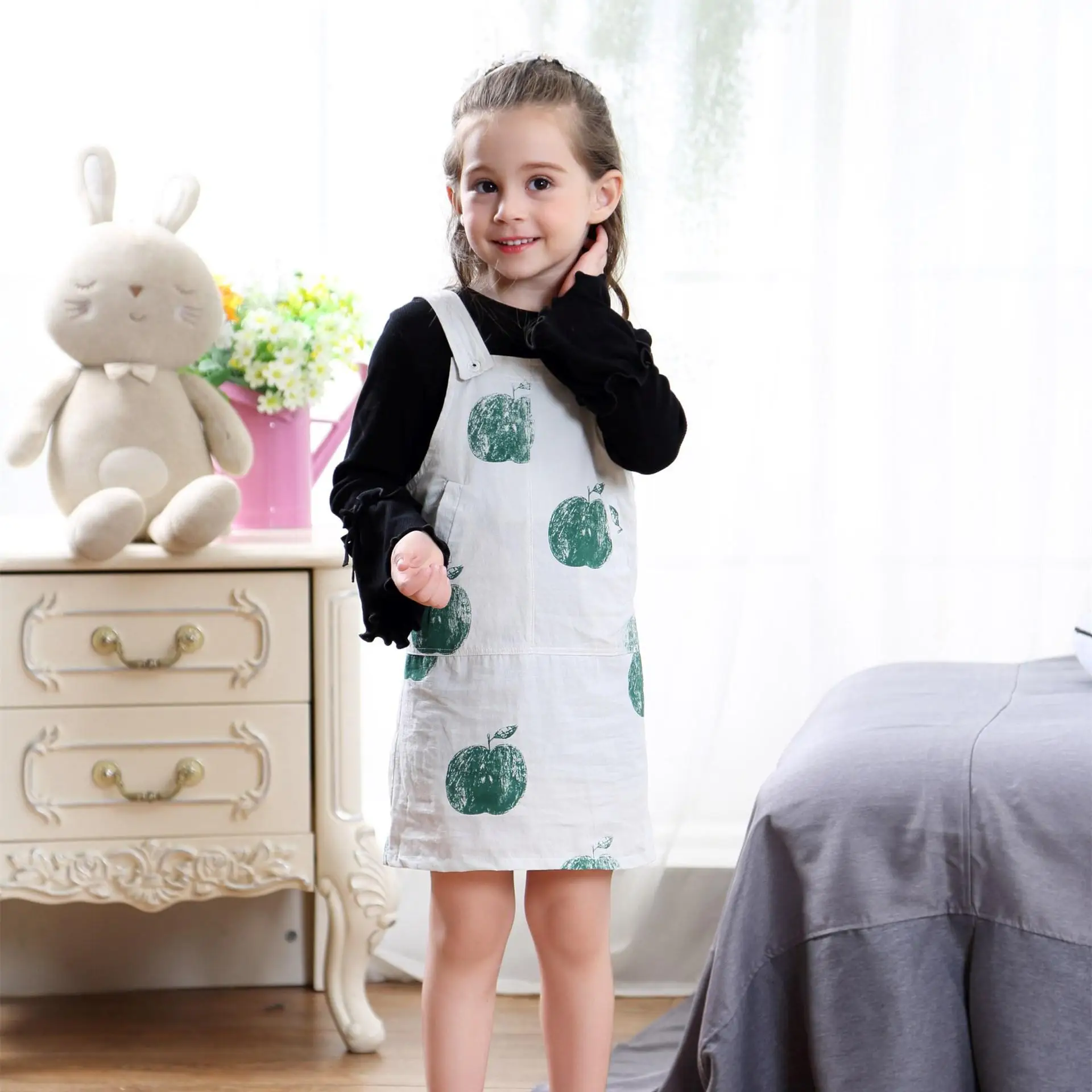 

Europe and the United States 2018 children's clothing autumn and autumn fall and winter strap dresses dress 2 years old -7 years