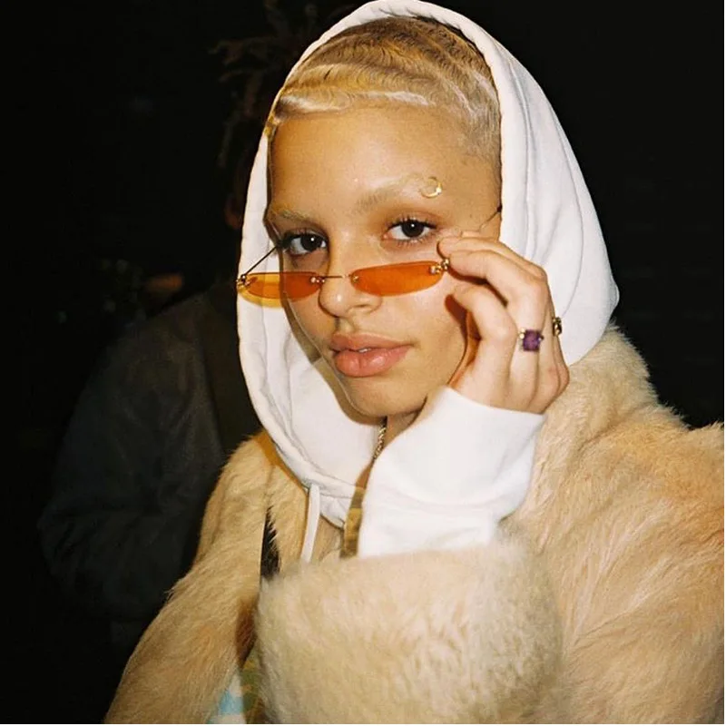 8896849958_102767928