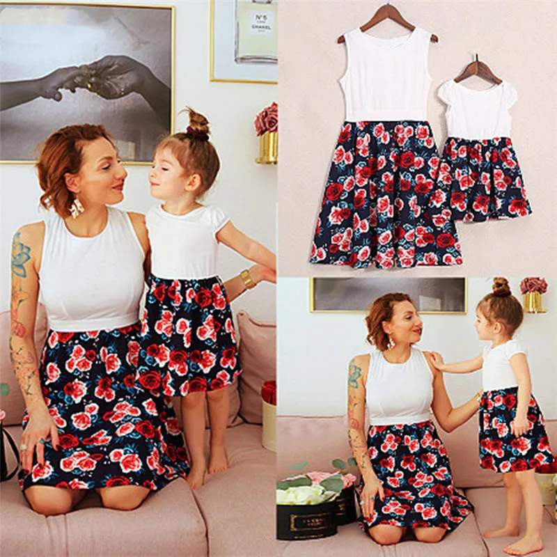 

Mother Daughter Dresses 2019 Family Matching Outfits Floral Dress Ladies Dresses Kids Clothes Mom Daughter Clothes Family H0882
