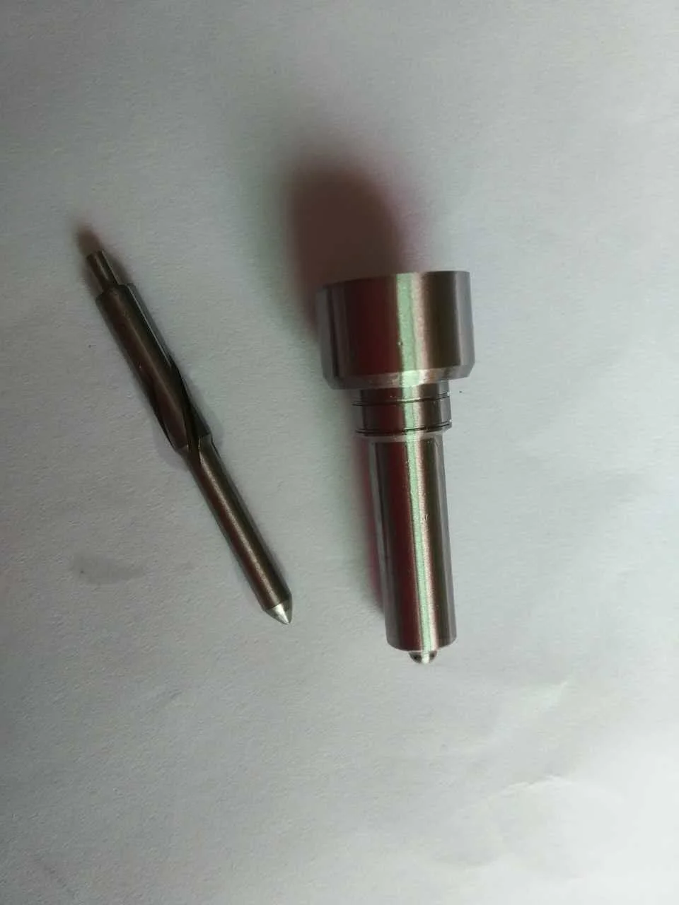 

L221PBC nozzle injector on sale