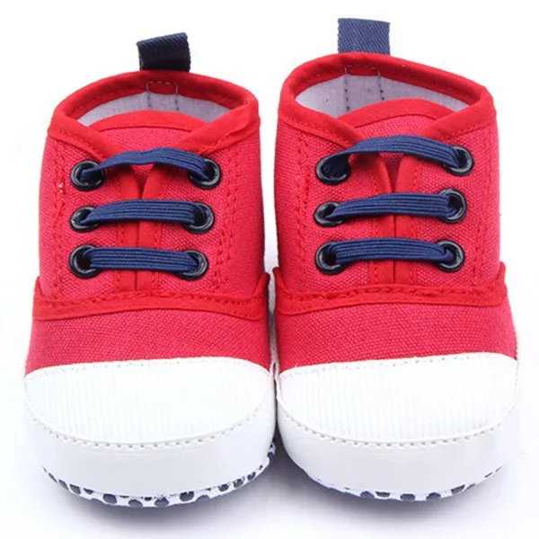 Для маленьких мальчиков белый/красный мягкая подошва пинетки обувь для девочек хлопковый кроссовок Prewalker