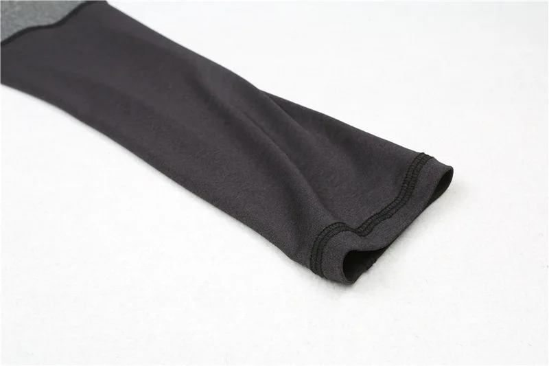 3995756875_1966242478