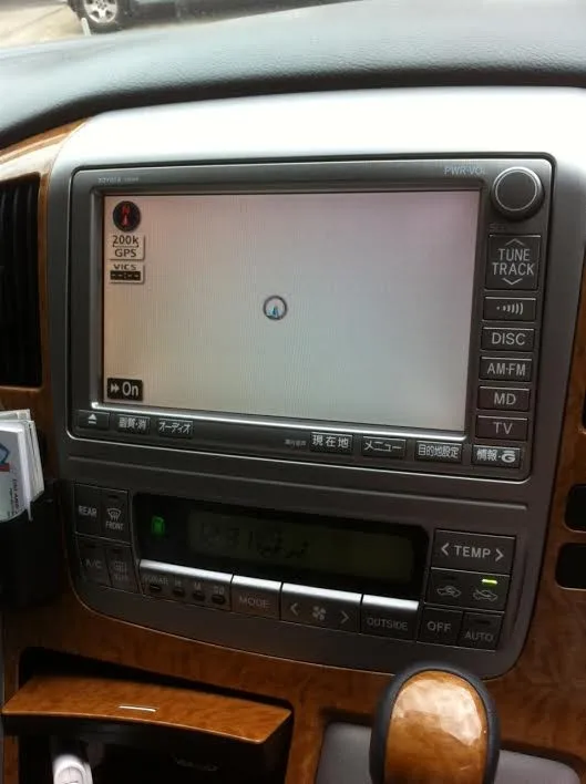 Alphard 10 series 2005