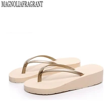 Новинка, летняя модная женская обувь Искусственная кожа босоножки; шлепанцы на ремешке, пропущенном между пальцев пляжные шлепанцы Zapatillas s231