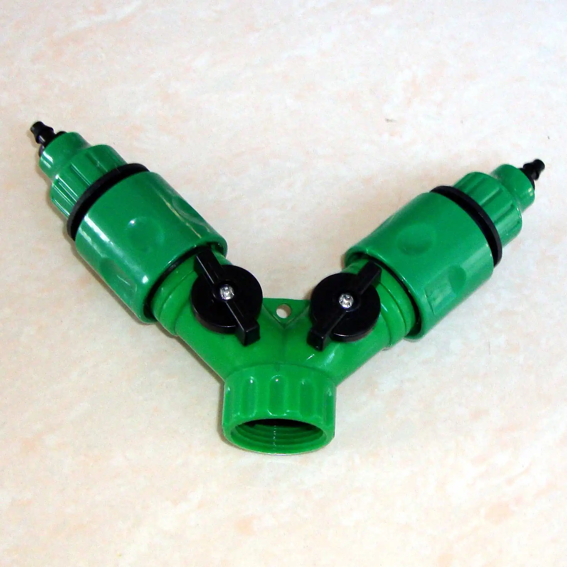 3/4inch garden hose Y connector two way valve two linsa daptor drip