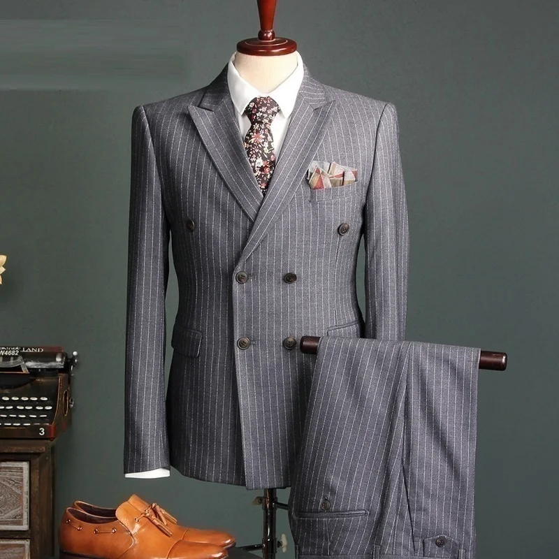 двубортный костюм в полоску. двубортный костюм черный в полоску. двубортный костюм в полоску. двубортный пиджак мужской в полоску. двубортный блейзер мужской 2020.