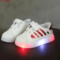 HaoChengJiaDe Детские кроссовки спортивные светодиодный Запуск красочные освещения Осень Высокое качество детская обувь Прохладный для