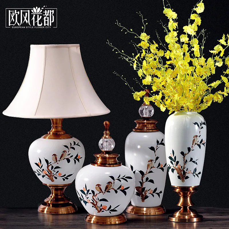 New classical ceramic ornaments European and American furniture