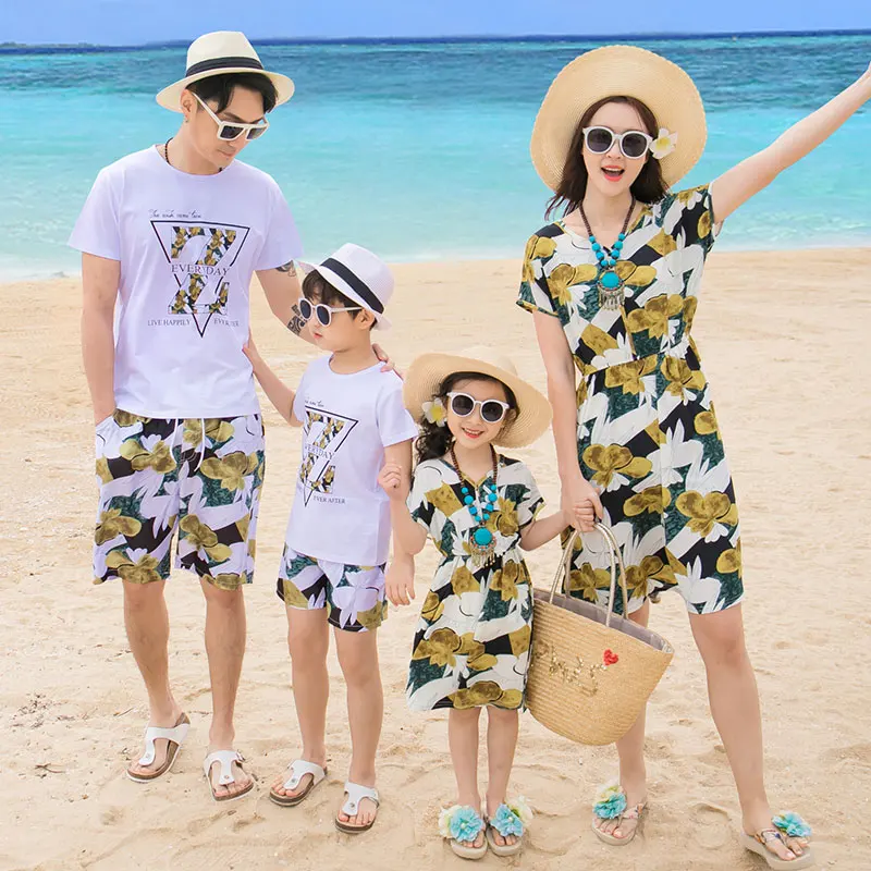 

Summer Family outfits fashion mother and daughter dresses father son cotton 2pcs/sets family suit Yellow Flower
