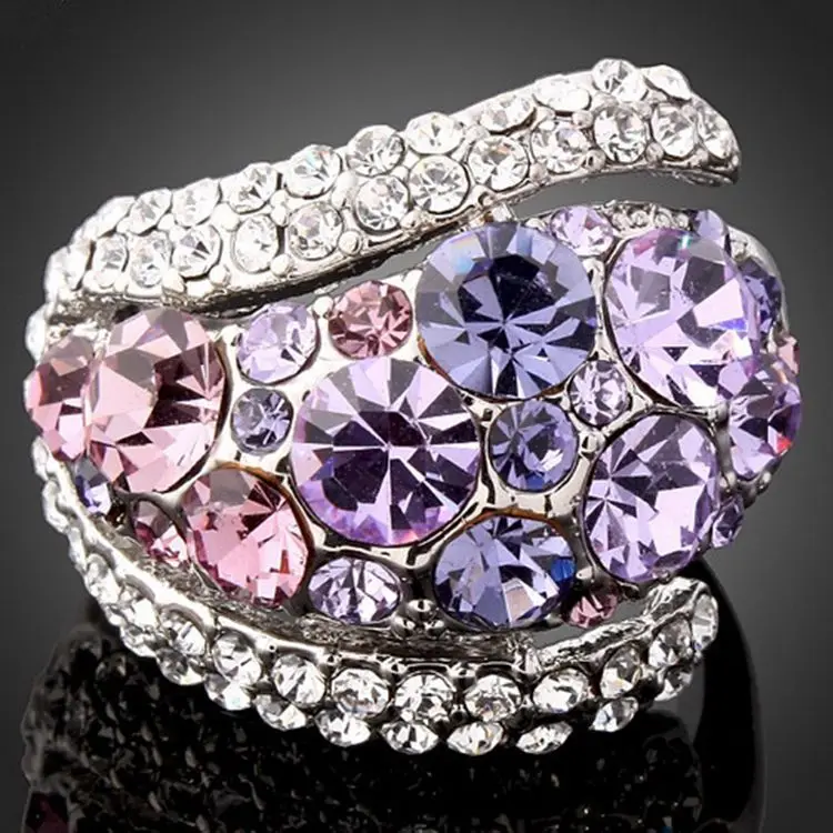 

2019 New summer Inlaid heart Crystal from Austrian ring For Women Fashion 925 Jewelry Rings Wholesale