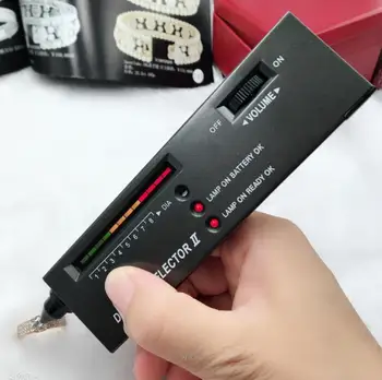 

Practical Diamond Selector Diamond Tester Gemstone Selector II Gems LED Indicator Professional Jewelry Tool Testing pen