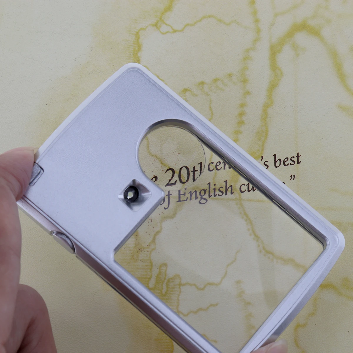 20147-description-3-l0.jpg
