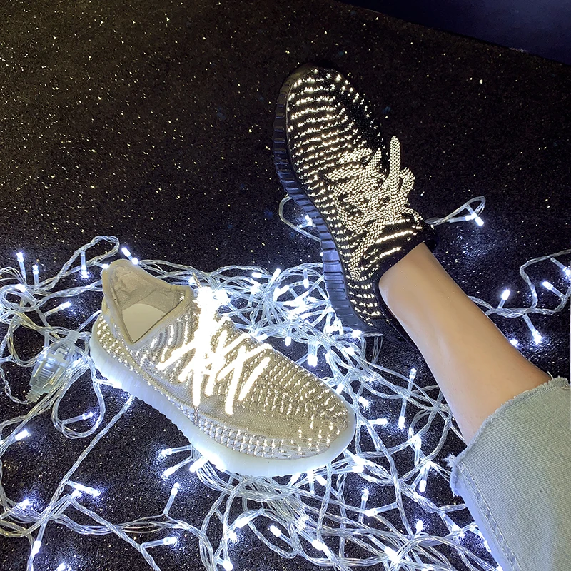 

2019 Emitting Men Mens 35~44 Sneakers Babysbreath Man Casual Sandals women Shoes Couple Tenis feminino Feminino Shoe Sports 350