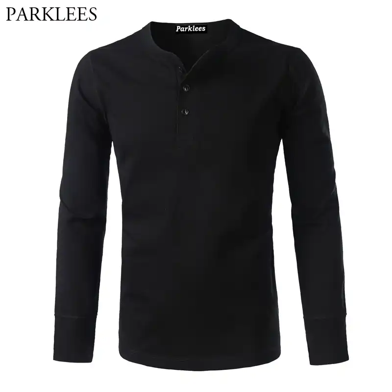 camiseta negra cuello v hombre