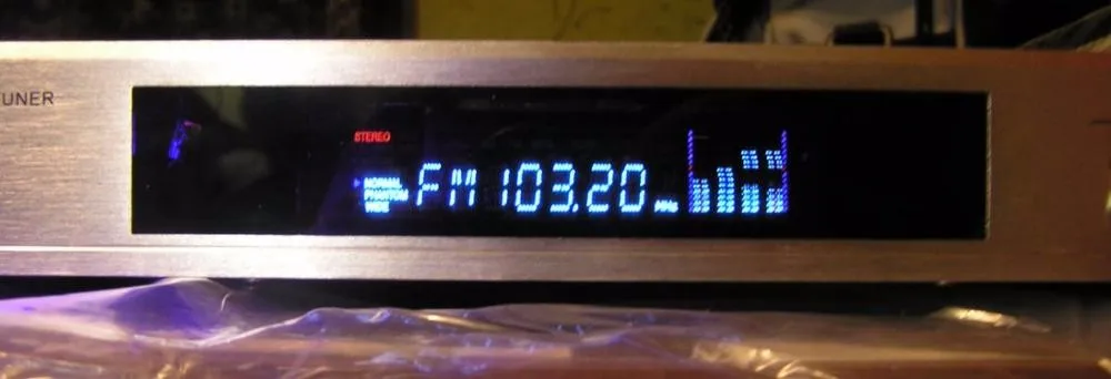 Hi-end цифровой стерео AM/FM тюнер 60 радио хранения дистанционное управление серебро