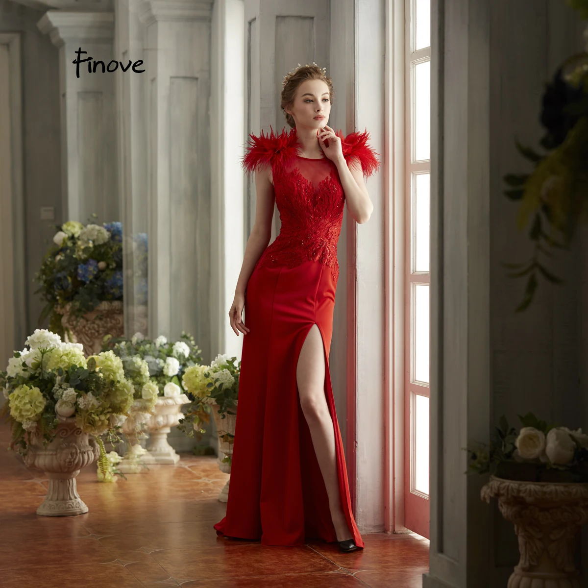 

Finove Gorgeous Red Evening Dresses Long 2019 O-Neck With Appliques Feathers Sexy High Split Floor-Length Mermaid Formal Dress