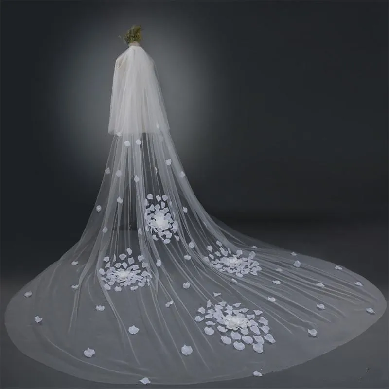 shinning-ivory-3.5-meters-long-train-applique-wedding-bridal-veils-wedding-veils-bridal-accessories-veils-v326021 (8)