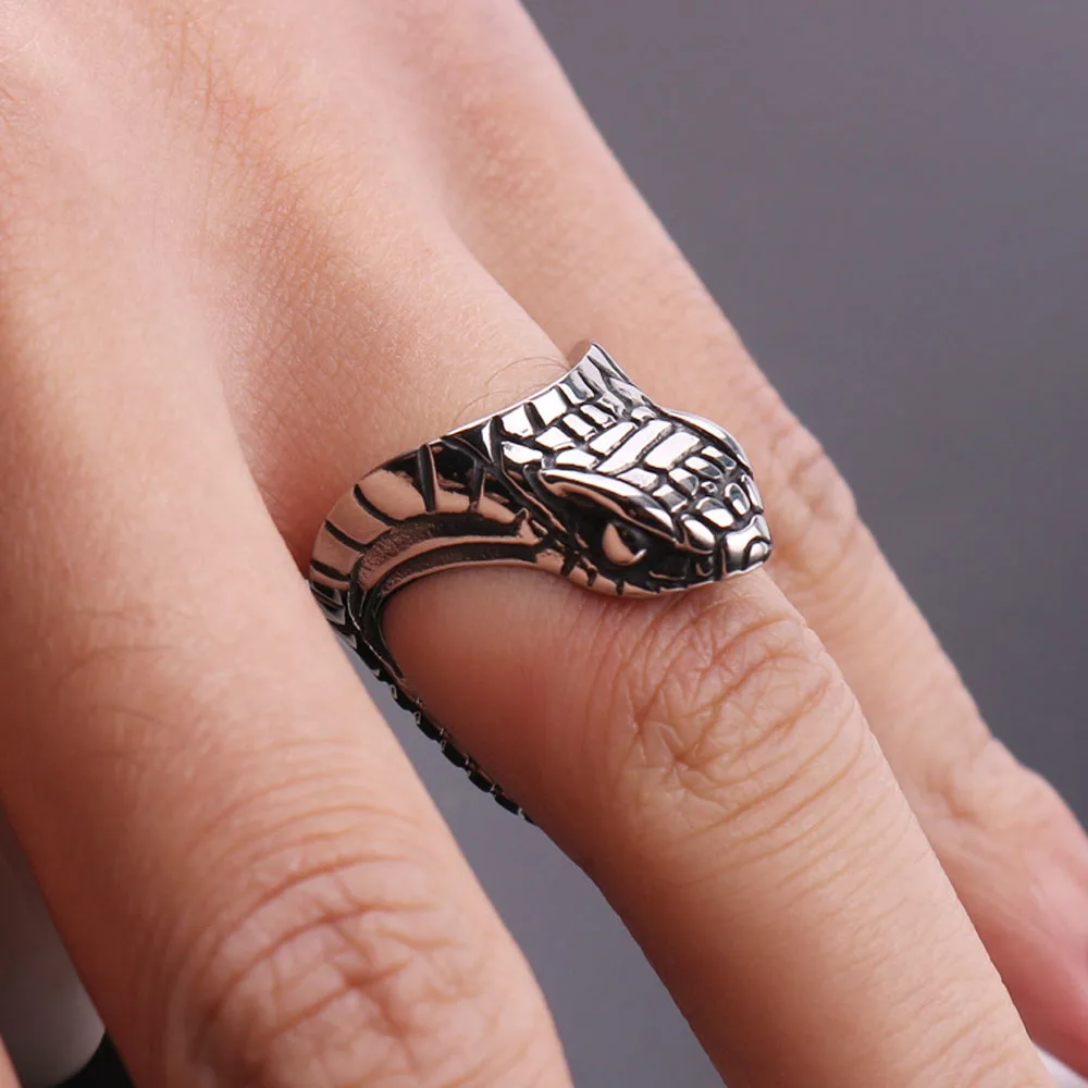 Punk Stainless Steel Men Snake Ring Animal Cobra Antique Silver Male Rings Engagement Vintage Jewelry Biker Band