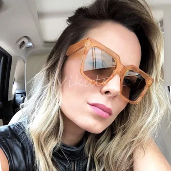 

Unisex Fashion Women Oversized Square Sunglasses Ladies Retro Rivet Frame 90s Sunglasses Big Shades For Woman Eyewear UV400 2019