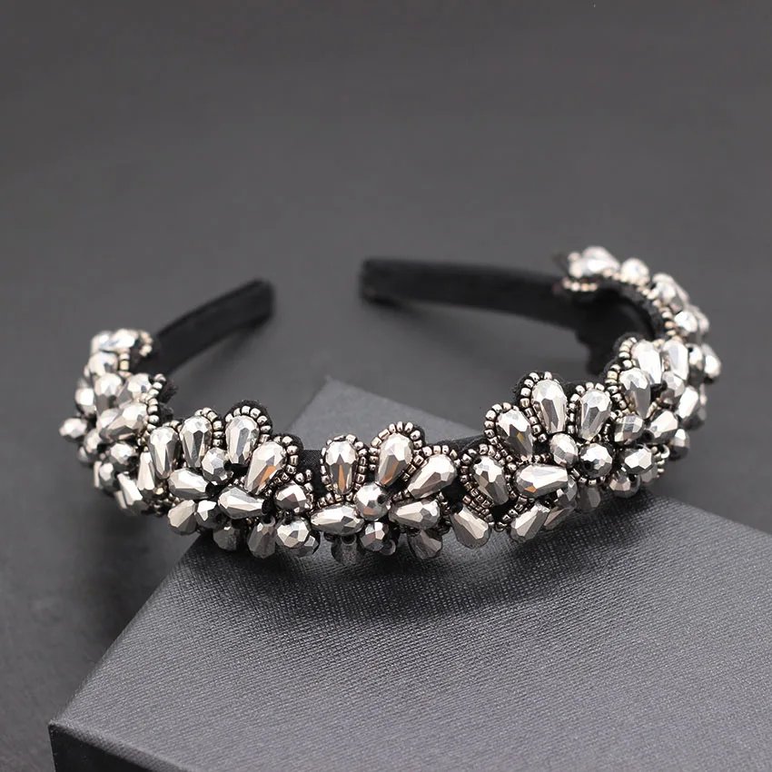 Preise Koreanische version der einfache blume street beat stirnband Neue persönlichkeit hand genäht reis perlen geometrische blume stirnband 862